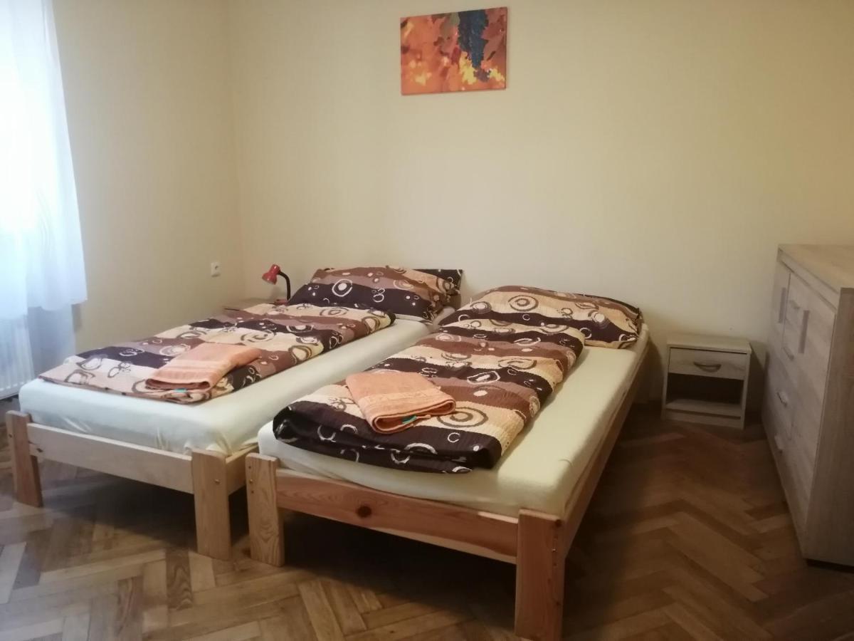 Privat Bohemia Hotell Šatov Exteriör bild