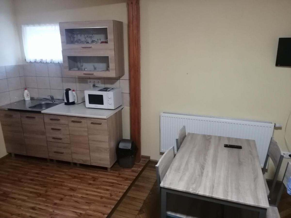 Privat Bohemia Hotell Šatov Exteriör bild