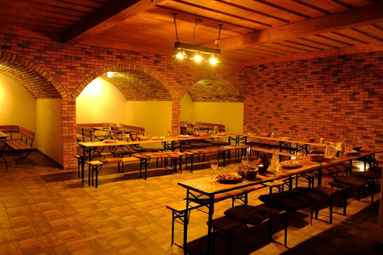 Privat Bohemia Hotell Šatov Exteriör bild