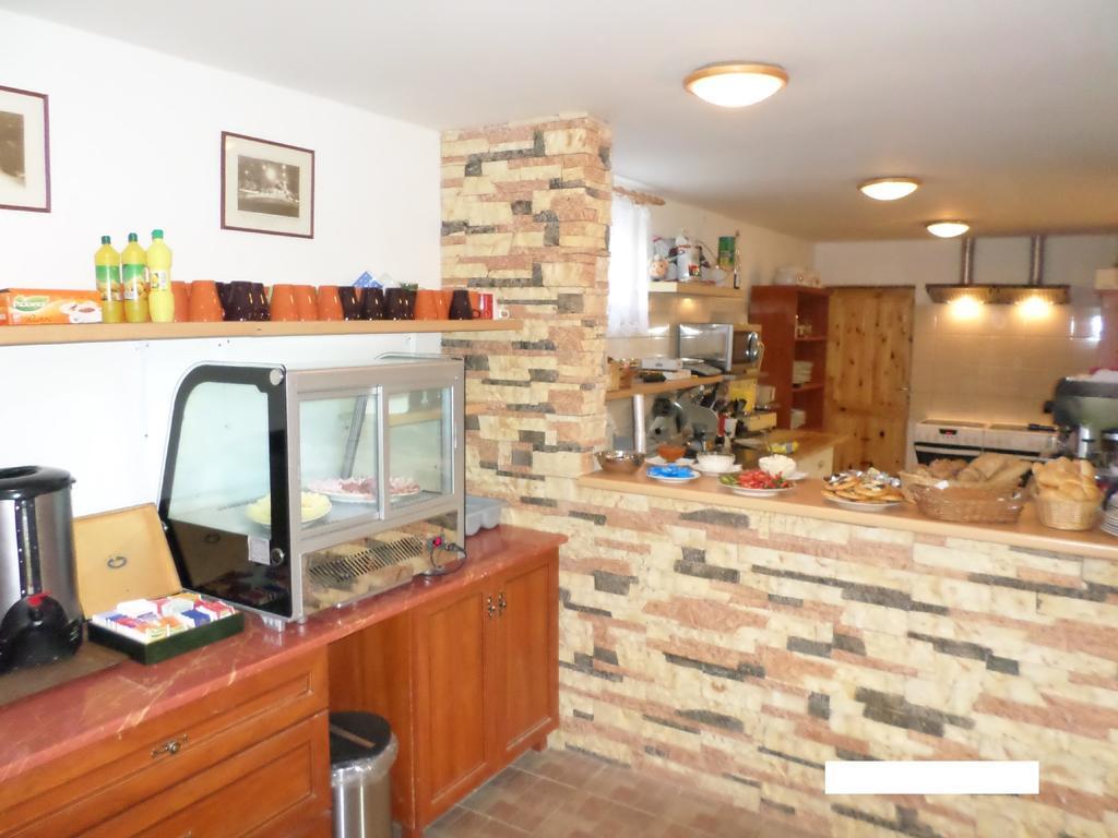 Privat Bohemia Hotell Šatov Exteriör bild