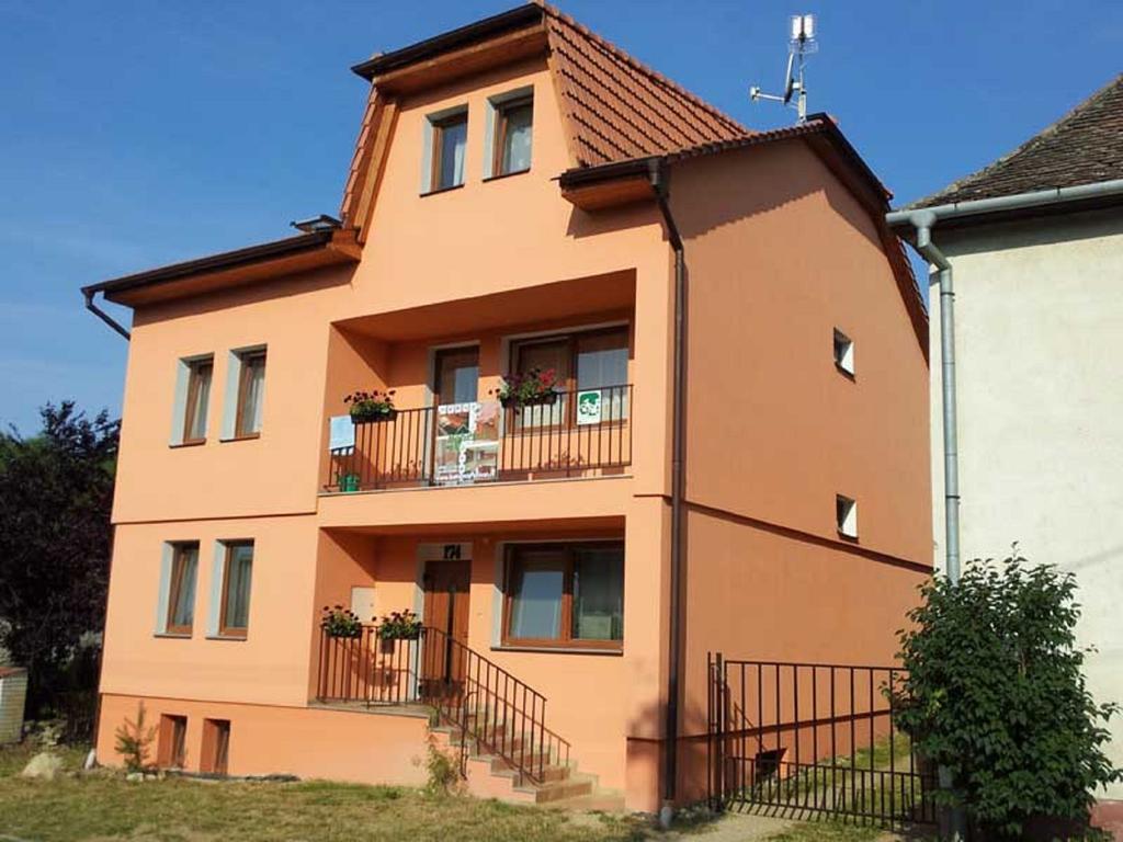 Privat Bohemia Hotell Šatov Exteriör bild
